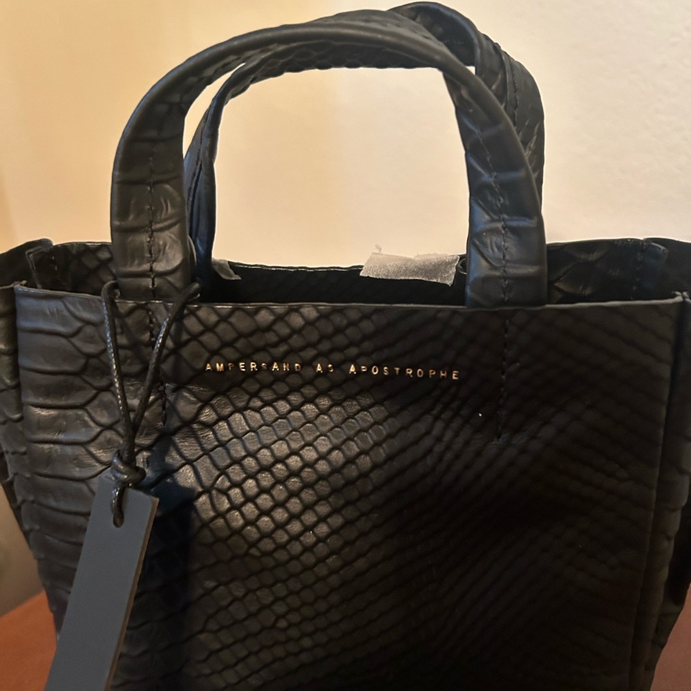Black Python Textured Women's Handbag - Picture 2 of 4